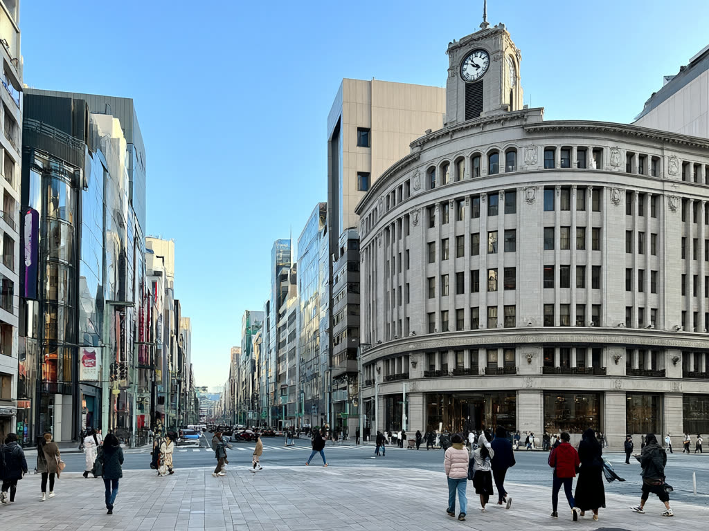 Ginza and Nihonbashi: food halls, flagship stores and shops older than the bridge